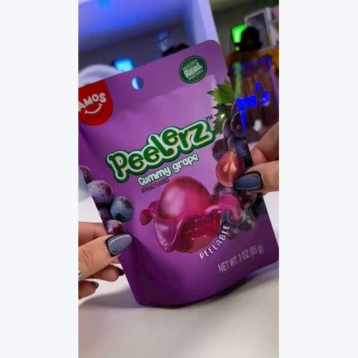 Amos Peelerz Gummy Grape Brust